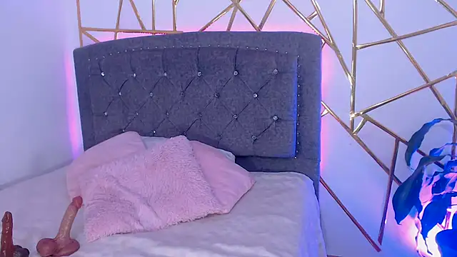 Zara47sweet online show from February 8, 2026, 1:20 am