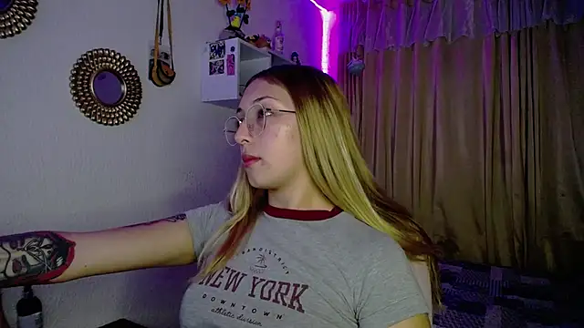 Soffy-brooks online show from December 10, 2024, 7:47 am