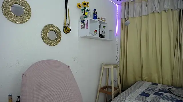 Soffy-brooks online show from January 21, 2025, 8:19 am