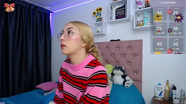 Soffy-brooks online show from October 25, 2025, 5:04 am