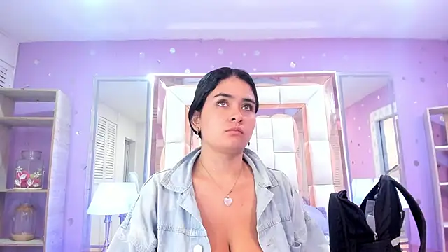 scarlette 15  online show from May 29, 2026, 3:04 am