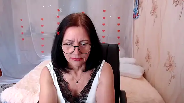 Snapshot of OlgaHottie chatting on March 2, 2025, 5:01 am OlgaHottie online show from March 2, 2025, 5:01 am