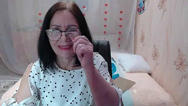 Snapshot of OlgaHottie chatting on March 22, 2025, 9:24 am OlgaHottie online show from March 22, 2025, 9:24 am