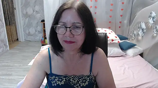 OlgaHottie online show from May 15, 2026, 11:01 pm