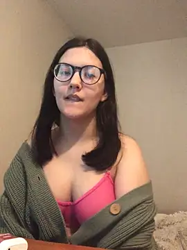 Snapshot of Prudie_Gabriella chatting on January 31, 2025, 12:18 pm Prudie Gabriella online show from January 31, 2025, 12:18 pm
