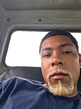 Snapshot of Pr3To021 chatting on September 25, 2025, 2:43 pm Pr3To021 online show from September 25, 2025, 2:43 pm