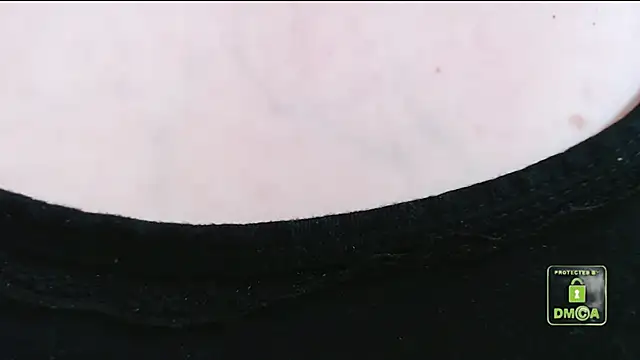 cute and hot online show from December 27, 2024, 9:17 am