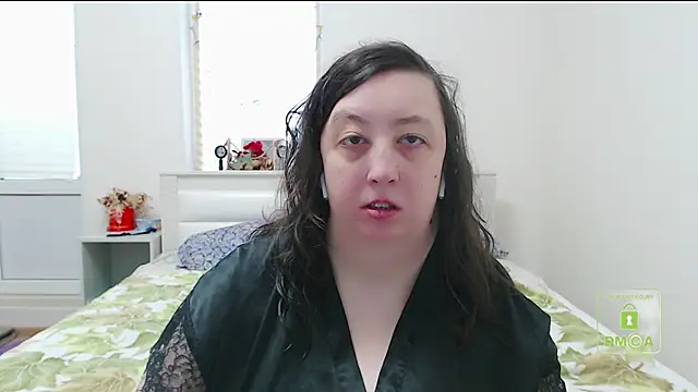 cute and hot online show from January 21, 2025, 9:35 am