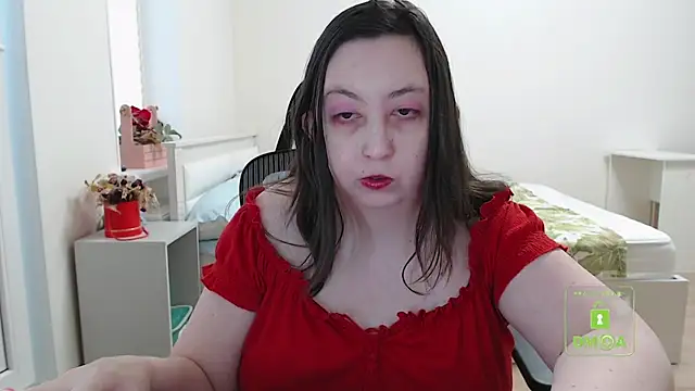 cute and hot online show from March 8, 2025, 9:39 am