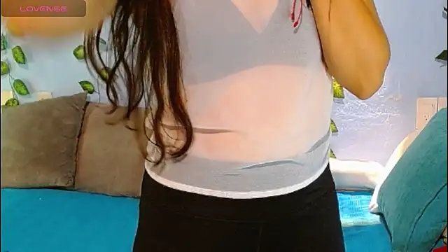 venus swet  online show from April 13, 2026, 11:32 pm