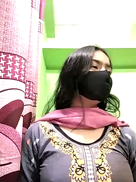Snapshot of Arisha- chatting on January 21, 2025, 1:11 pm Arisha- online show from January 21, 2025, 1:11 pm
