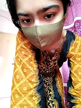 Arisha- online show from October 17, 2025, 3:10 am