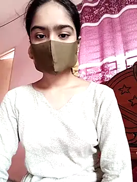 Arisha- online show from October 28, 2025, 9:24 am