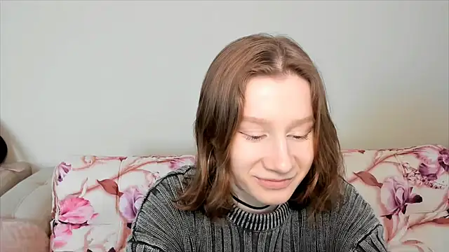 Snapshot of EnigmaSee chatting on January 9, 2025, 8:24 am EnigmaSee online show from January 9, 2025, 8:24 am