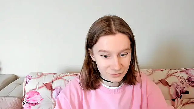 Snapshot of EnigmaSee chatting on January 18, 2025, 6:45 am EnigmaSee online show from January 18, 2025, 6:45 am