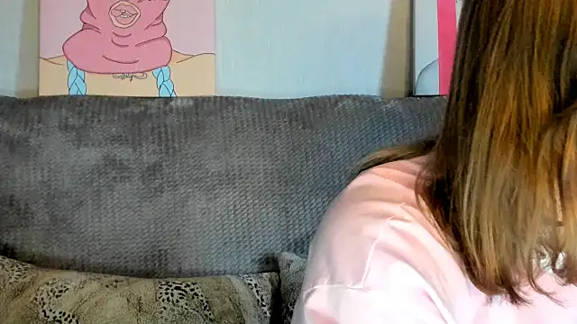 Snapshot of EnigmaSee chatting on March 9, 2025, 11:36 am EnigmaSee online show from March 9, 2025, 11:36 am