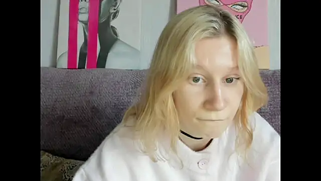 Snapshot of EnigmaSee chatting on September 11, 2025, 8:36 am EnigmaSee online show from September 11, 2025, 8:36 am