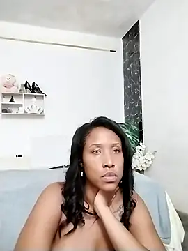 LadyEbonyX online show from January 8, 2025, 1:32 am