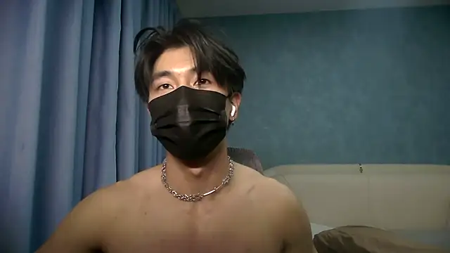 wuzhimao0207 online show from June 13, 2026, 3:43 pm
