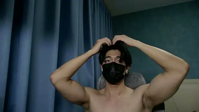 wuzhimao0207 online show from June 26, 2026, 2:43 pm