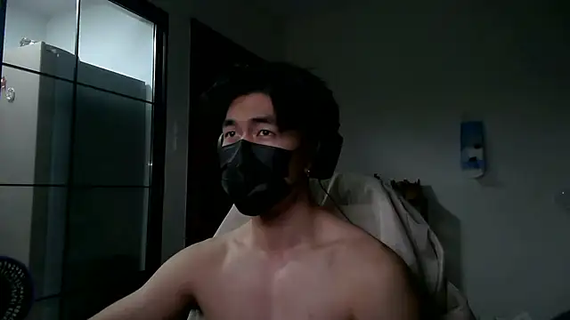 wuzhimao0207 online show from July 8, 2026, 5:50 pm