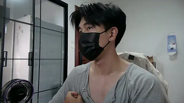 wuzhimao0207 online show from July 9, 2026, 9:24 am