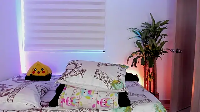 Snapshot of aldrinwhite chatting on October 25, 2025, 4:46 pm aldrinwhite online show from October 25, 2025, 4:46 pm