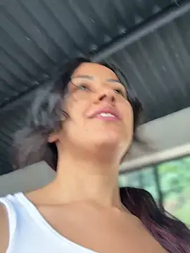 saribelcute online show from March 3, 2026, 2:12 pm