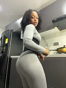 Snapshot of Melany_Williams chatting on October 9, 2025, 1:58 am Melany Williams online show from October 9, 2025, 1:58 am