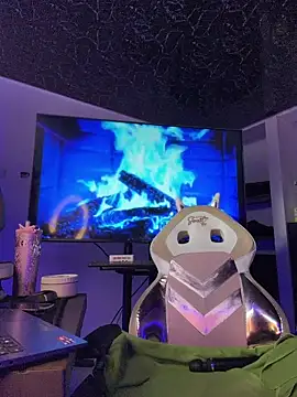 Melany Williams online show from April 1, 2026, 1:01 pm