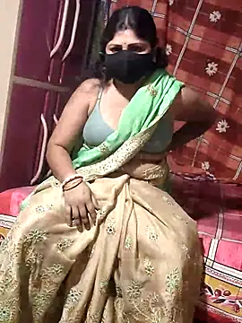 Snapshot of Mourani24 chatting on February 23, 2026, 7:22 pm Mourani24 online show from February 23, 2026, 7:22 pm