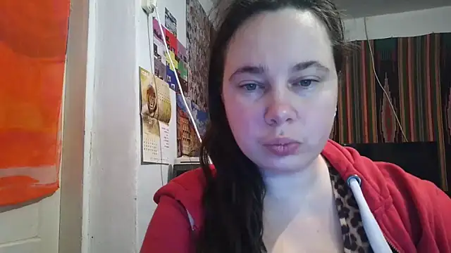 Cora Maro online show from December 17, 2025, 1:00 am