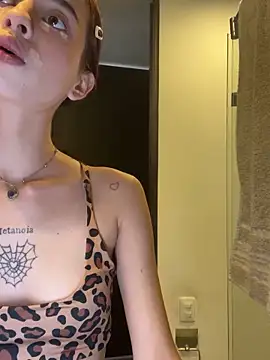 Snapshot of salome-brown chatting on March 3, 2025, 10:10 pm salome-brown online show from March 3, 2025, 10:10 pm