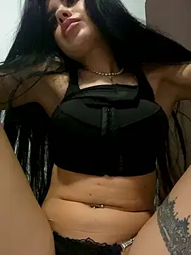 Snapshot of Ameliablack_1 chatting on December 6, 2024, 3:08 am Ameliablack 1 online show from December 6, 2024, 3:08 am