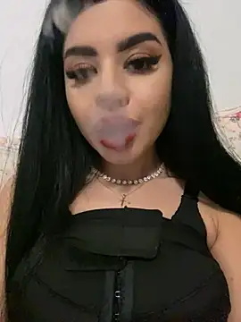 Snapshot of Ameliablack_1 chatting on December 7, 2024, 1:36 am Ameliablack 1 online show from December 7, 2024, 1:36 am