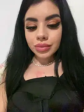 Snapshot of Ameliablack_1 chatting on December 21, 2024, 3:03 am Ameliablack 1 online show from December 21, 2024, 3:03 am