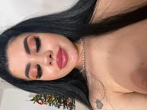 Snapshot of Ameliablack_1 chatting on January 4, 2025, 5:05 am Ameliablack 1 online show from January 4, 2025, 5:05 am