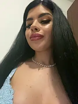 Snapshot of Ameliablack_1 chatting on January 15, 2025, 5:08 am Ameliablack 1 online show from January 15, 2025, 5:08 am