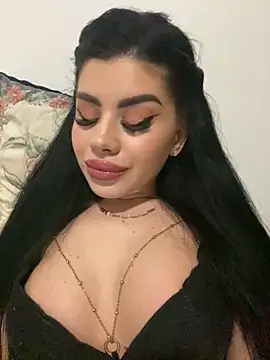 Snapshot of Ameliablack_1 chatting on January 28, 2025, 5:14 pm Ameliablack 1 online show from January 28, 2025, 5:14 pm