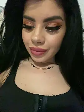 Snapshot of Ameliablack_1 chatting on February 1, 2025, 7:44 pm Ameliablack 1 online show from February 1, 2025, 7:44 pm