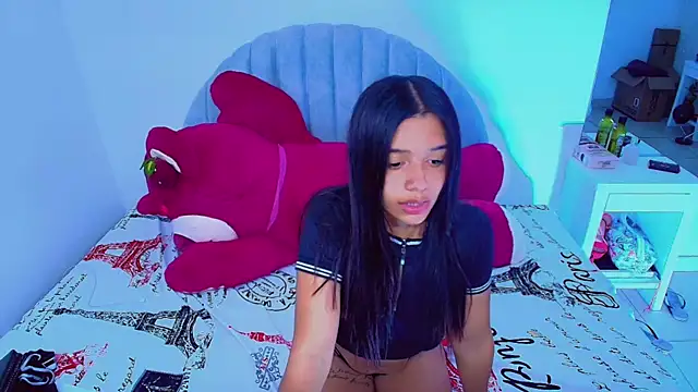 charlotte 0309 online show from December 2, 2025, 11:11 pm