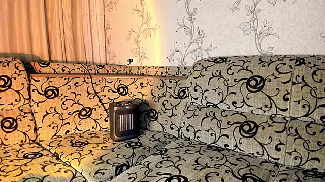 insanely-sweet online show from December 2, 2024, 8:11 pm