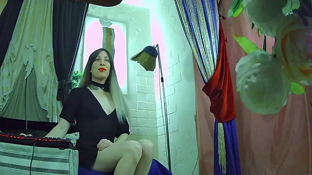 Mary Loon online show from November 27, 2025, 1:13 pm