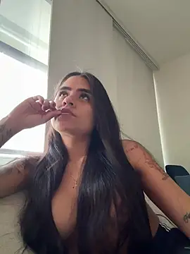 penelopesexx online show from February 26, 2026, 4:39 pm