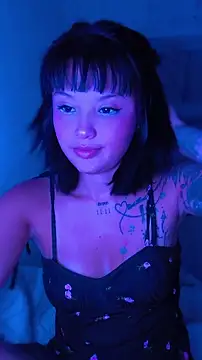 LorenRosse online show from April 15, 2026, 11:16 pm