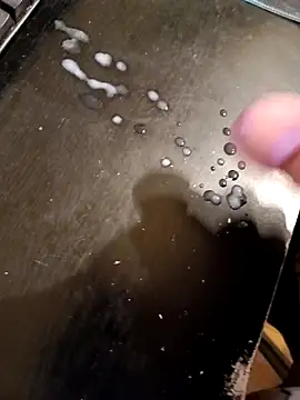 Snapshot of BigDickEnrg7195 chatting on February 19, 2025, 12:46 am BigDickEnrg7195 online show from February 19, 2025, 12:46 am