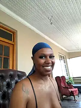 Snapshot of YourDreamLady22 chatting on February 1, 2025, 10:26 am YourDreamLady22 online show from February 1, 2025, 10:26 am