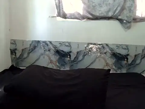 GORGEOUSLIPS online show from April 10, 2026, 7:13 am