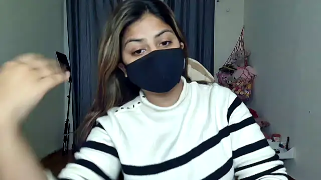 Snapshot of Hoty-Shivangi chatting on February 7, 2026, 2:10 pm Hoty-Shivangi online show from February 7, 2026, 2:10 pm