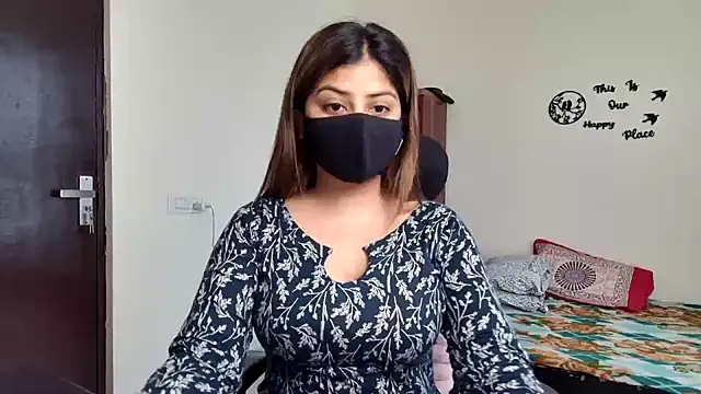 Snapshot of Hoty-Shivangi chatting on February 26, 2026, 8:57 am Hoty-Shivangi online show from February 26, 2026, 8:57 am